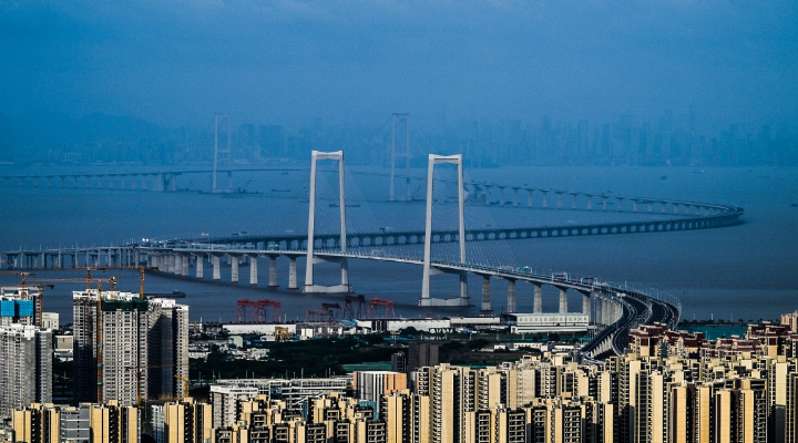 省自然资源厅党组书记、厅长胡建斌：统筹保障发展与保护资源 支撑广东现代化建设