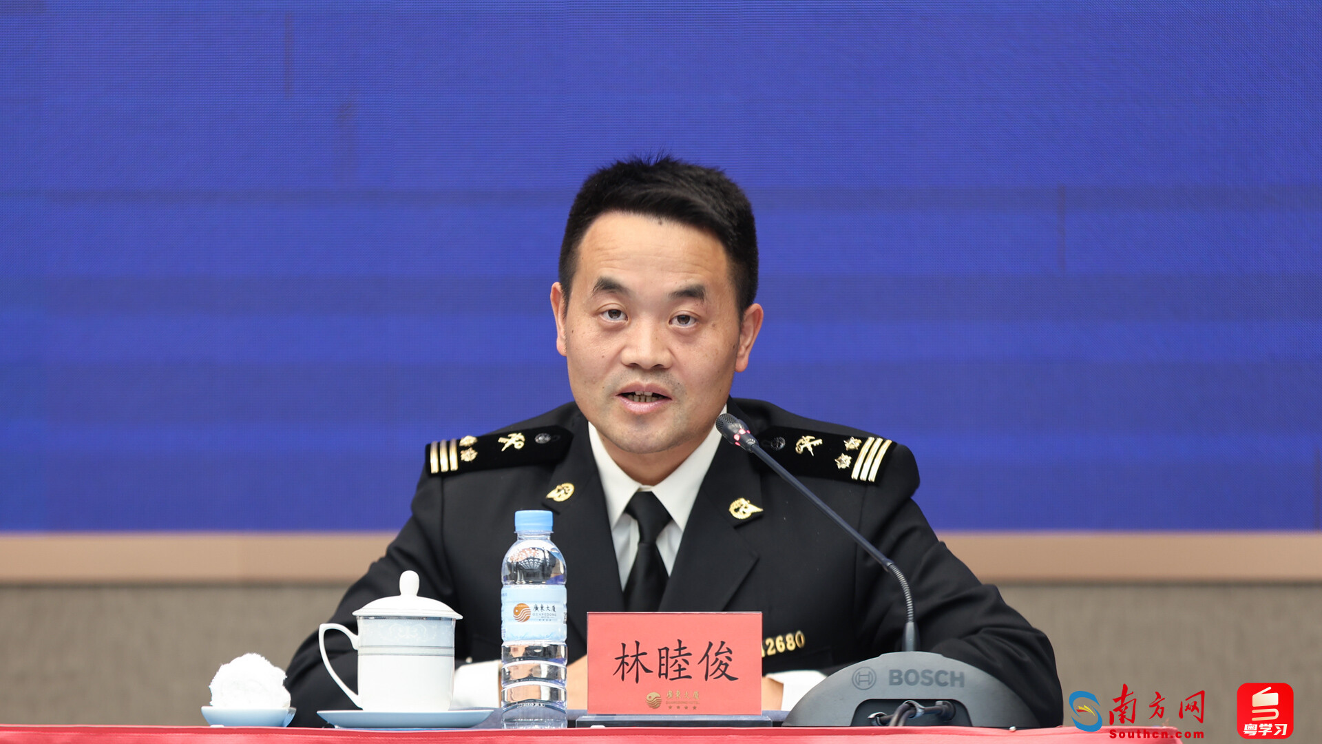 广州海关所属南沙海关副关长林睦俊。