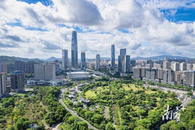 东莞市中心航拍。